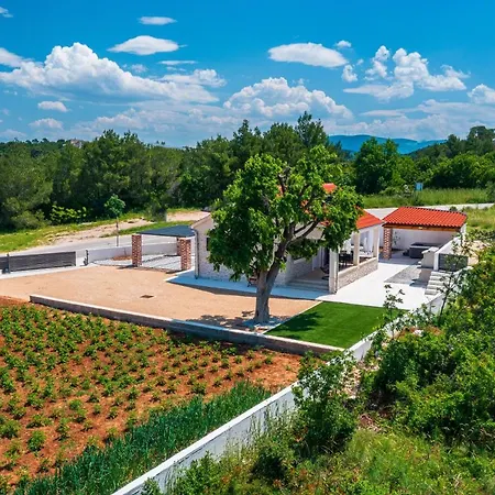 Figurica Tatil Evi Novigrad (Dalmatia)