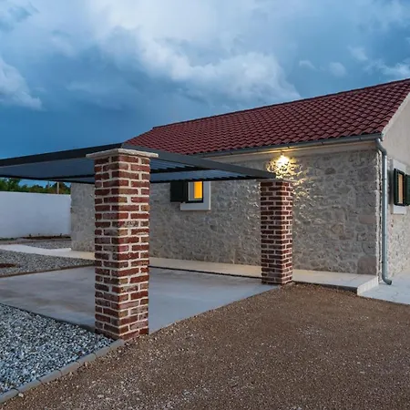 Holiday home Figurica *