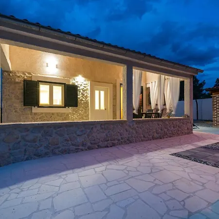 Holiday home Figurica
