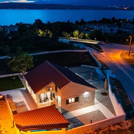 Figurica * Novigrad (Dalmatia)