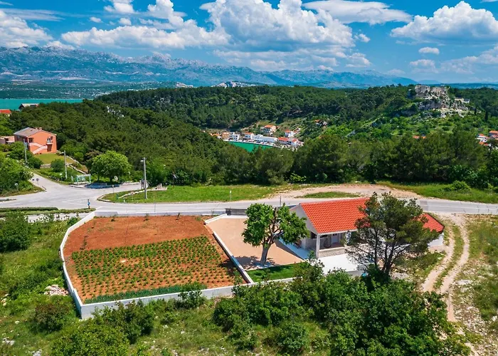 Figurica Hébergement de vacances Novigrad (Dalmatia)